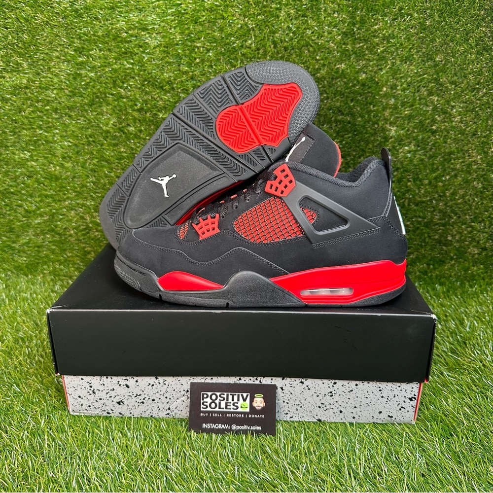 Air Jordan 4 Red Thunder